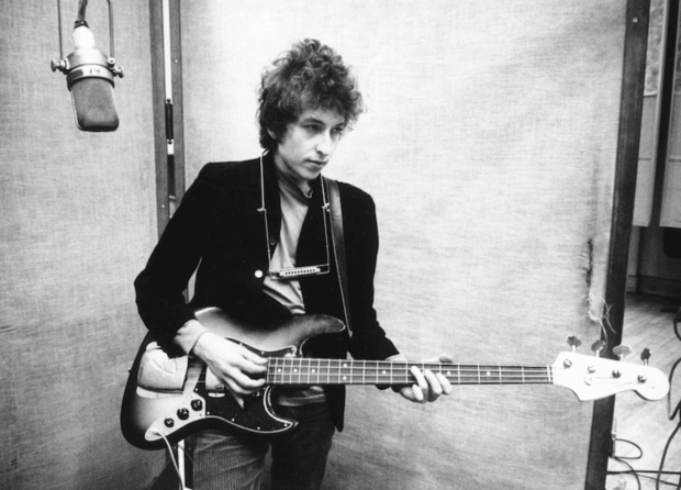 Bob Dylan Sells Rights to Entire Song Catalog, Doubling Net Worth ...
